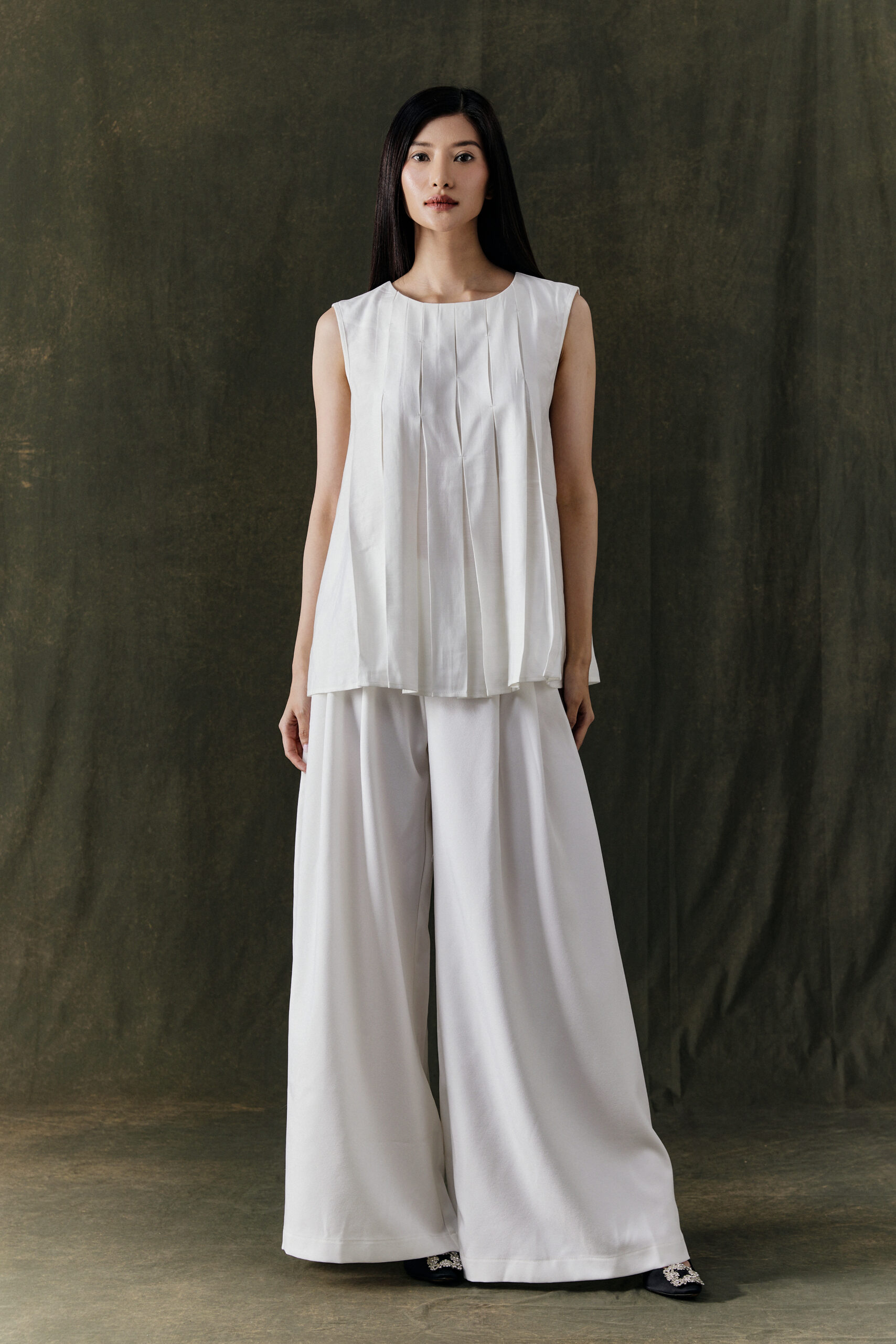 Study 01 – Form 27, Fold Set in White - Image 1