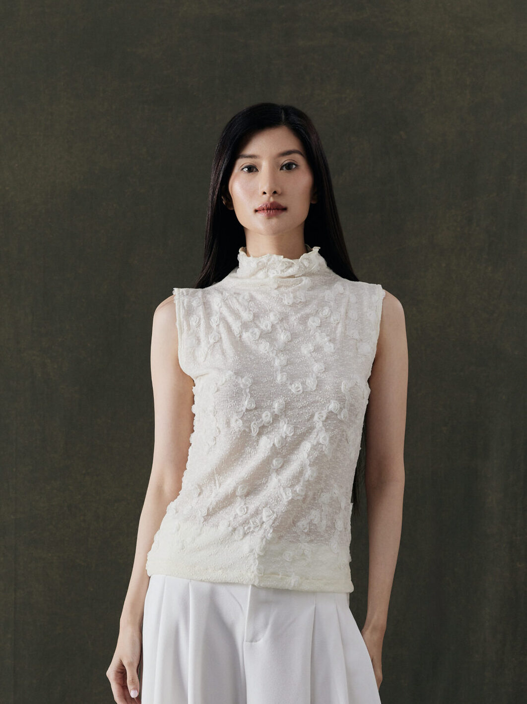 Study 01 – Form 29, Petal Bloom in White - Image 1