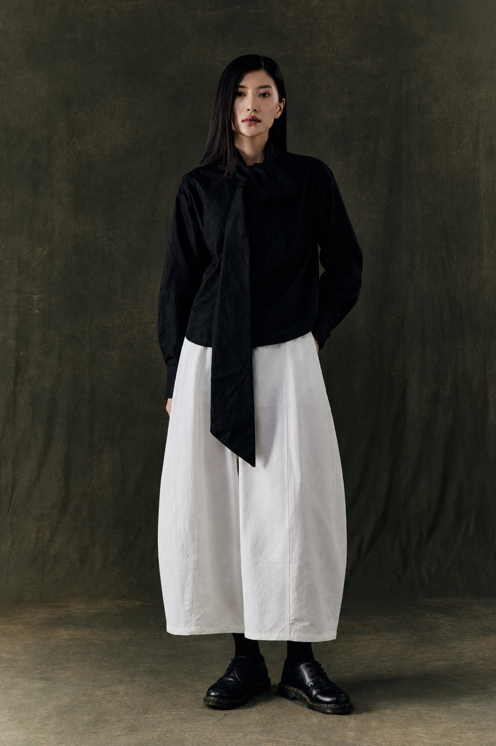 Study 01 – Form 33, Soft Balloon Pants in White - Image 2