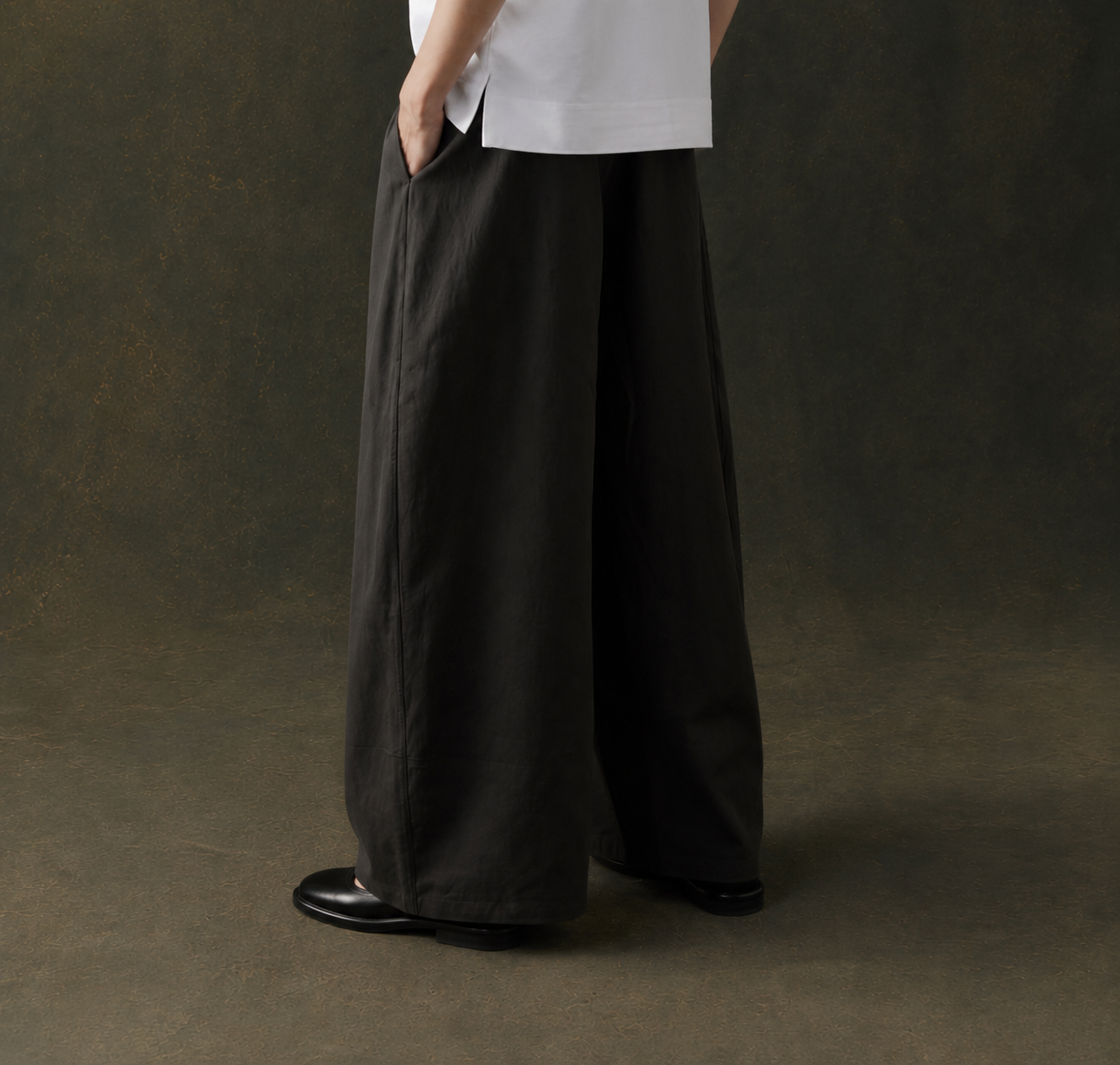 Study 01 – Form 34, Soft Balloon Pants in Charcoal - Image 2