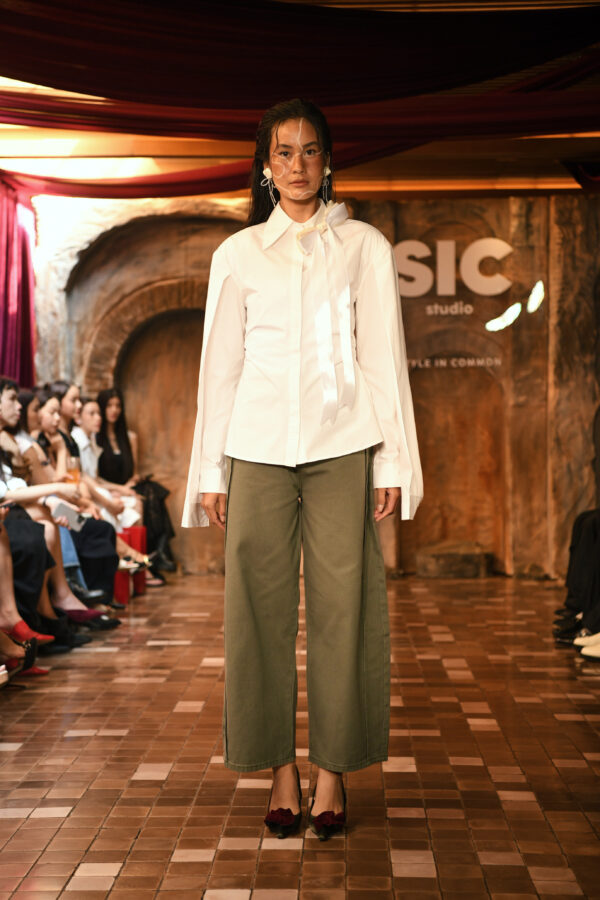 Study 01 - Form 41, Dual Sleeves Structured  Top - Image 2